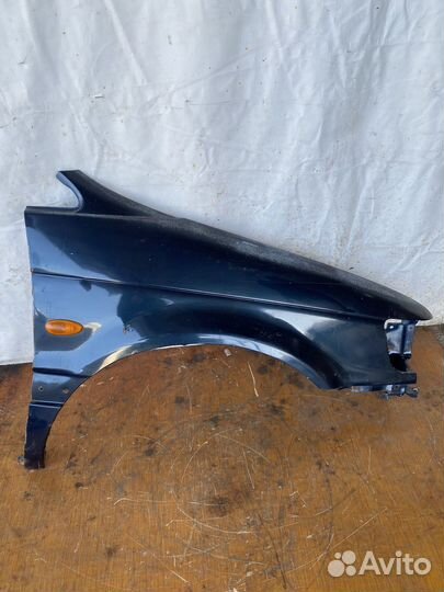 Крыло правое Hyundai Santamo Сантамо