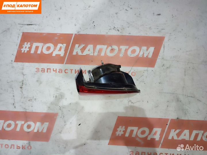 Фонарь крышки багажника левый Volkswagen Tiguan