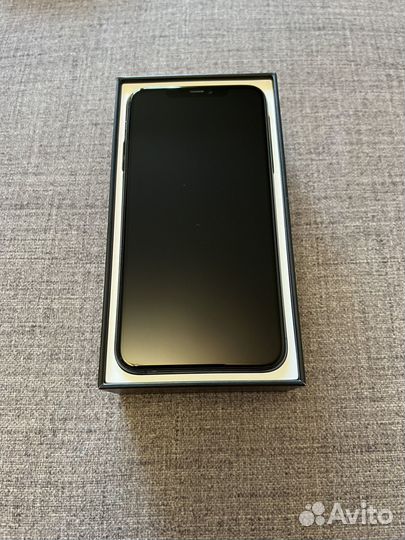 iPhone 11 Pro Max, 64 ГБ