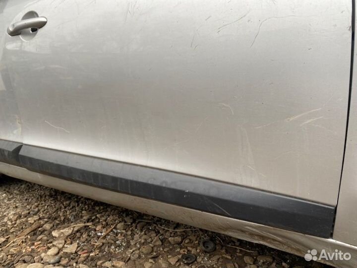 Дверь боковая передняя правая Renault Fluence L30R