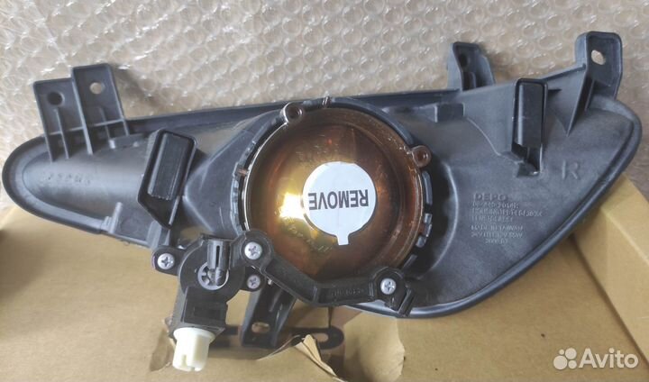 Фара противотуманная mercedes w221