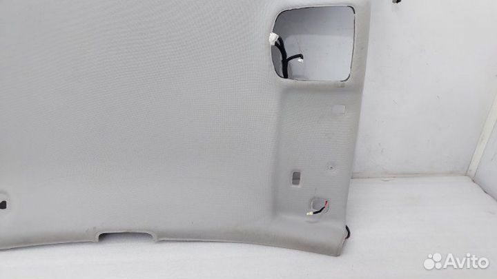 Б/У Б/У Потолок Обшивка потолка. Состояние