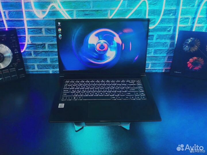 Топовые Ноутбуки для досуга и работы / Рассрочка