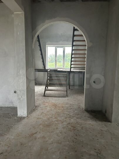 Коттедж 230 м² на участке 10 сот.