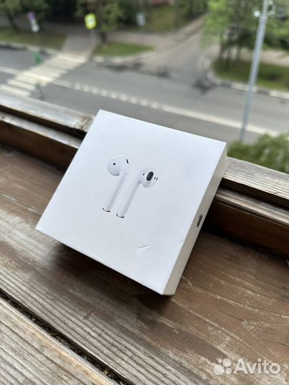 Коробка от нацшников Airpods