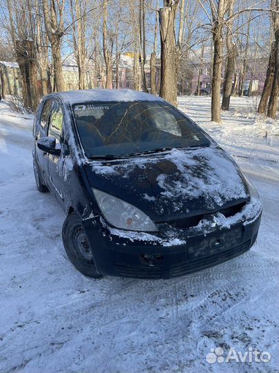 В разборе много Colt Mitsubishi Z3 2004-2008