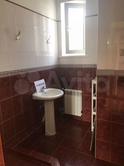 Комната 20 м² в 4-к., 2/2 эт.