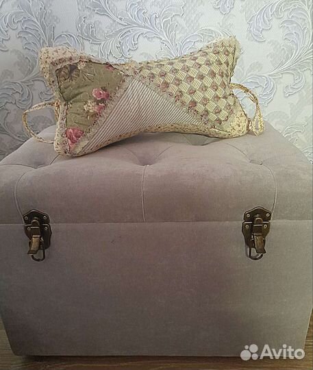 Подушка на стул в виде кости,для спины и шеи