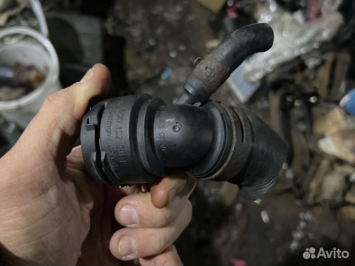 Флянец охлаждения VAG 6Q0122291E