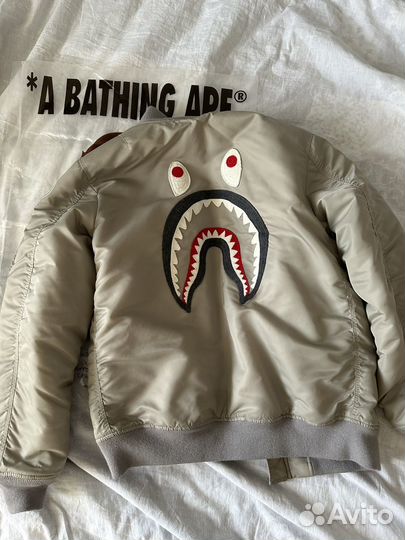 Bape бомбер оригинал