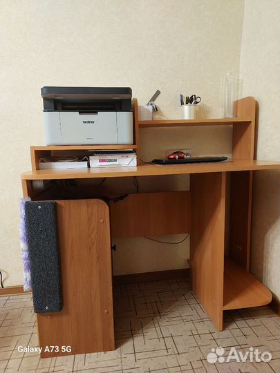 Компьютерный стол