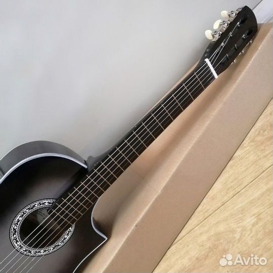 Гитара новая акустика с широким грифом