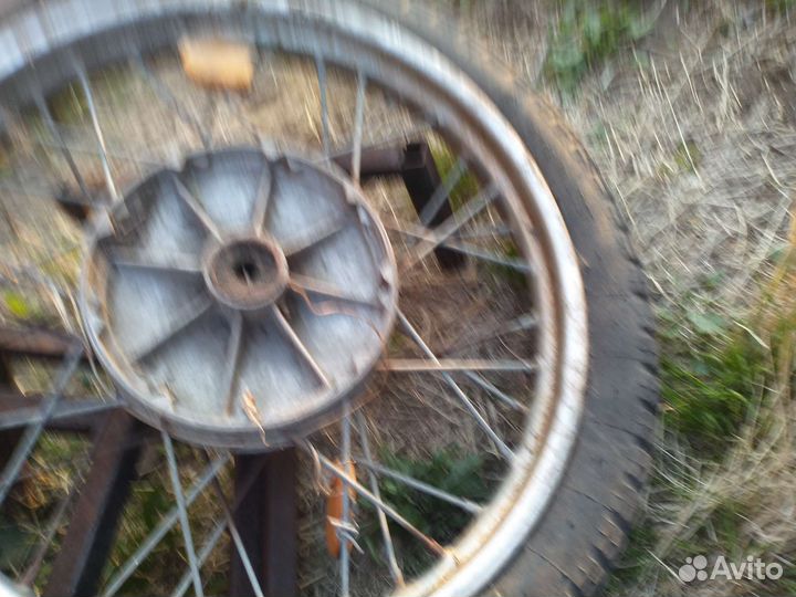 Колёса мотоцикла иж