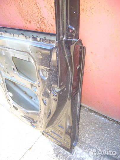 Дверь передняя правая Тойота Раф 4 с 13