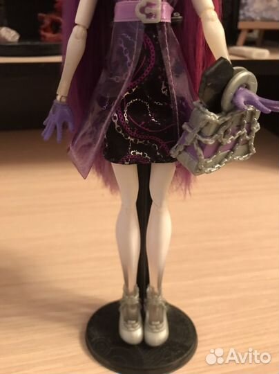 Кукла монстер хай Спектра