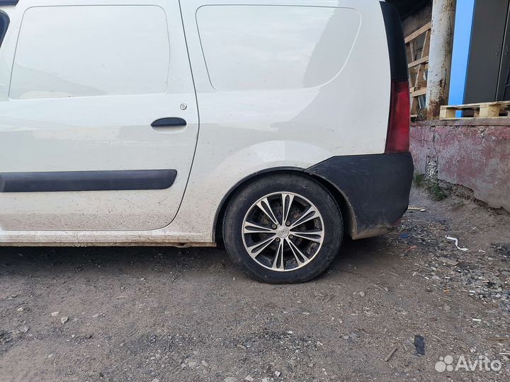 Грузоперевозки каблук largus