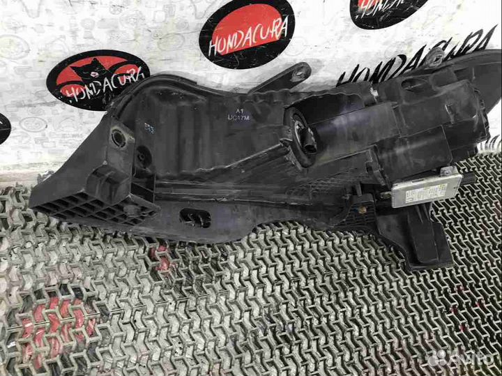 Фара правая Acura TL