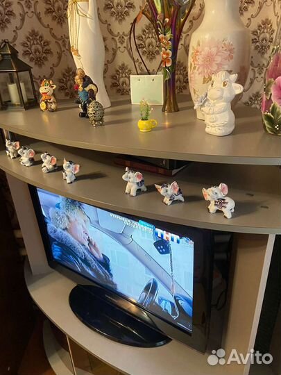 Тумба под телевизор