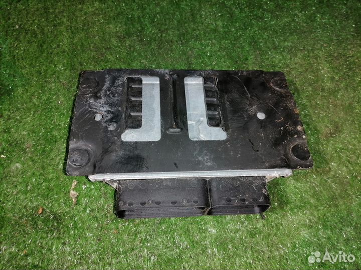 Блок управления двигателем 25181280 Chevrolet Cruz