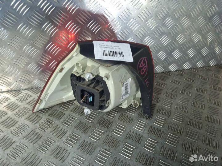 Фонарь Volkswagen Golf 5 (2003-2009)