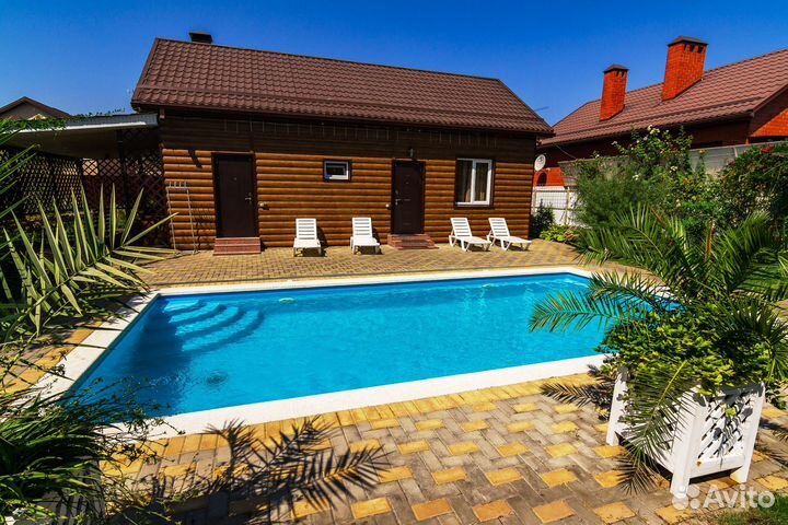 Дом с горячим бассейном для проведения мероприятий