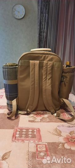 Рюкзак для пикника с посудой