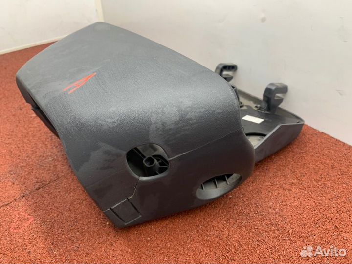 Кожух рулевой колонки Renault Logan 2 L8 K7M812