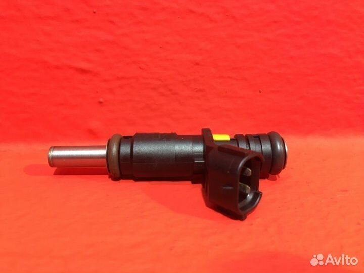 Форсунка Citroen C3 Picasso 1 EP3 (8FS) 1.4 VTI
