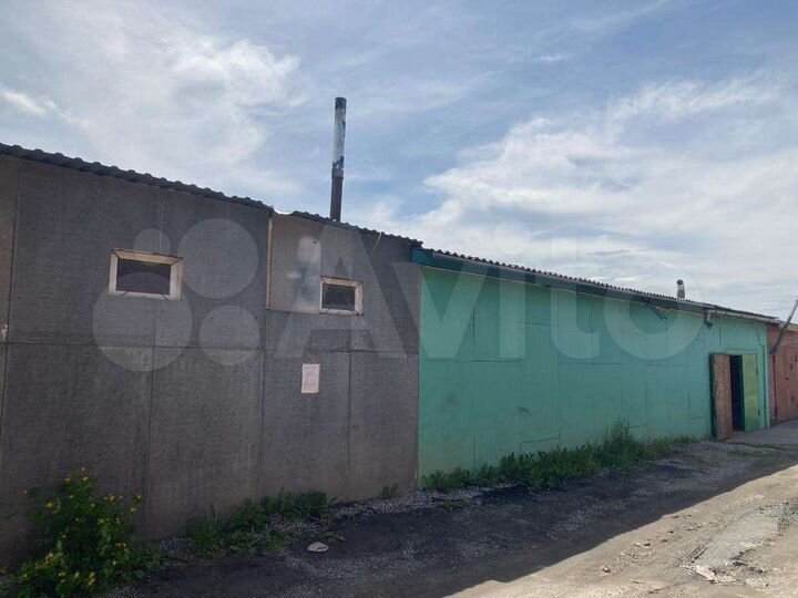 Гараж, > 30 м²