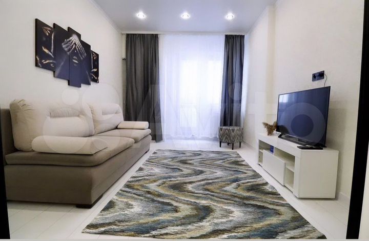 2-к. квартира, 52 м², 3/22 эт.