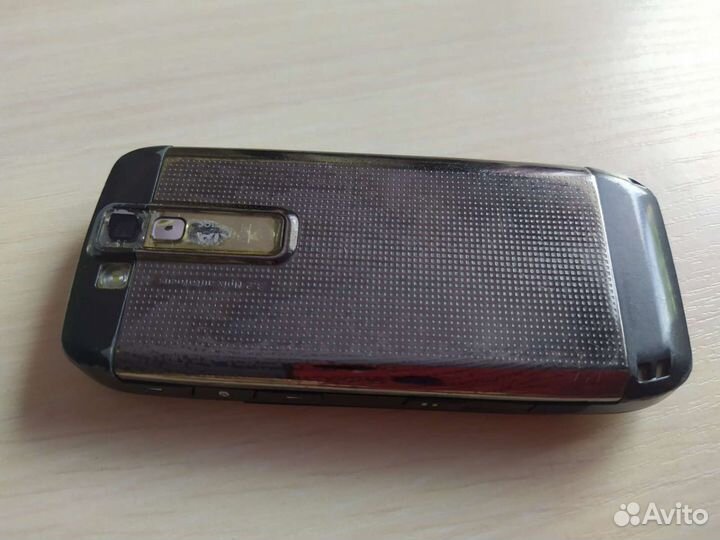 Телефон Nokia Е66 slider