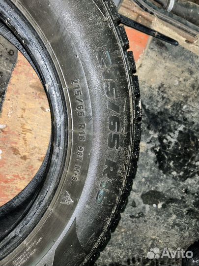 Formula Ice 215/65 R16