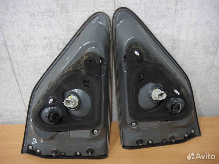 Leхus RX450H Фонарь внутренний левый