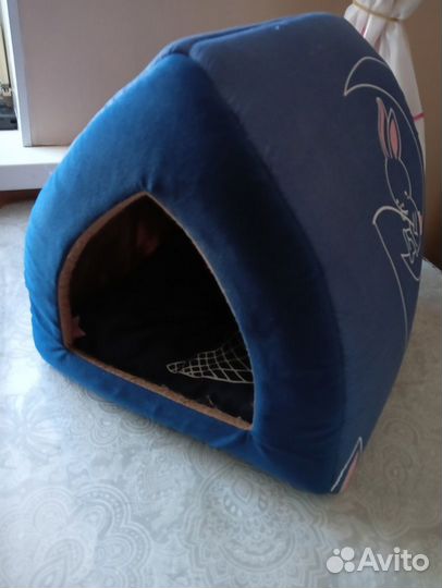 Домик для кошки или собаки мелких пород