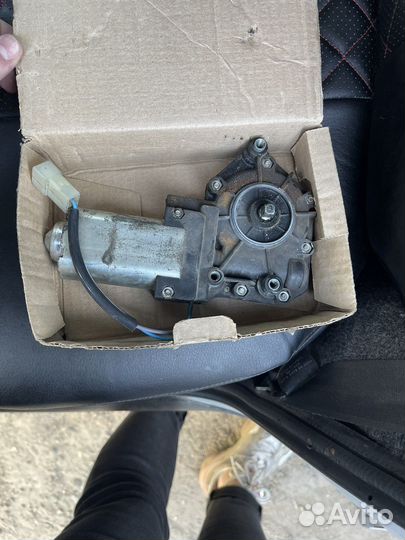 Мотор стеклоподъемника