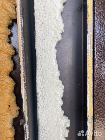 Дверь металлическая двухстворчатая