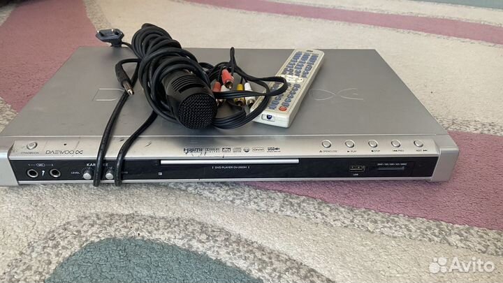 DVD плеер Daewoo с караоке