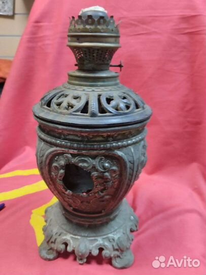 Керосиновая лампа