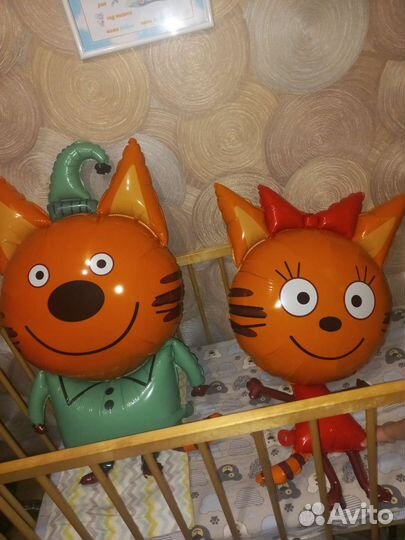 Шары 3 кота