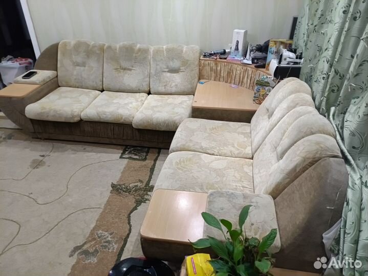 Угловой диван