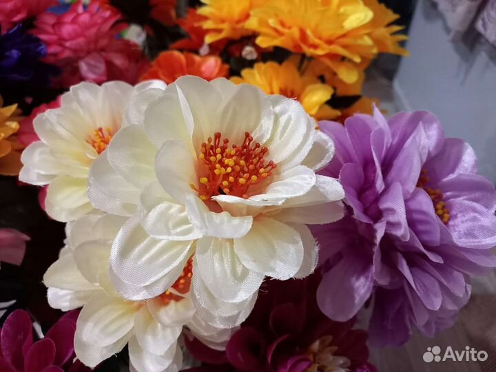 Искусственные цветы в ассортименте, качество супер