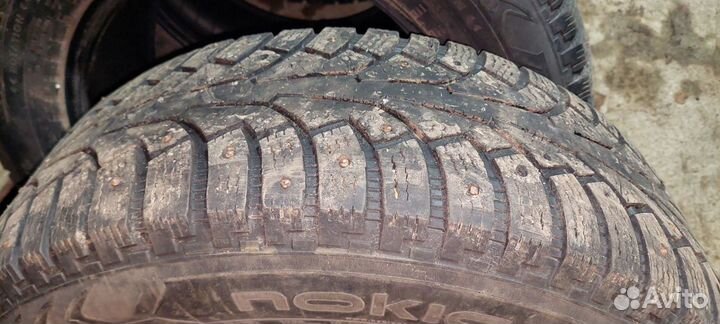 Nokian Tyres Hakkapeliitta 5 235/65 R17