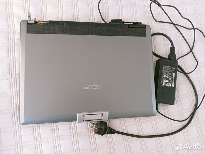 Ноутбук Asus
