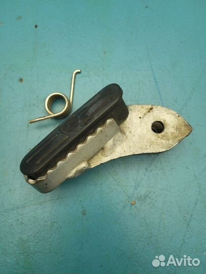 Подножка / упор для ног правая Bmw R1200Gs K25