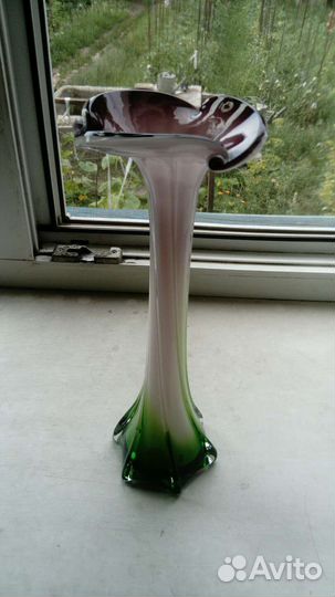 Ваза СССР красный май