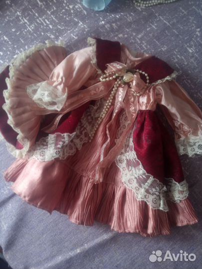 Платья для фарфоровых кукол