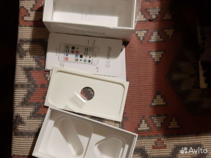 Коробка от iPhone 5
