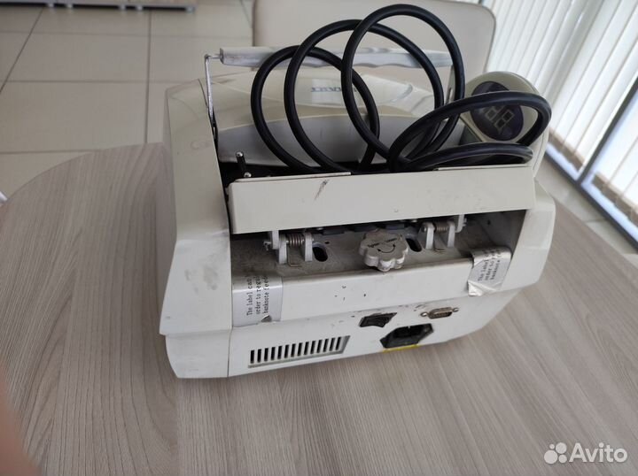 Счетная машинка для денег