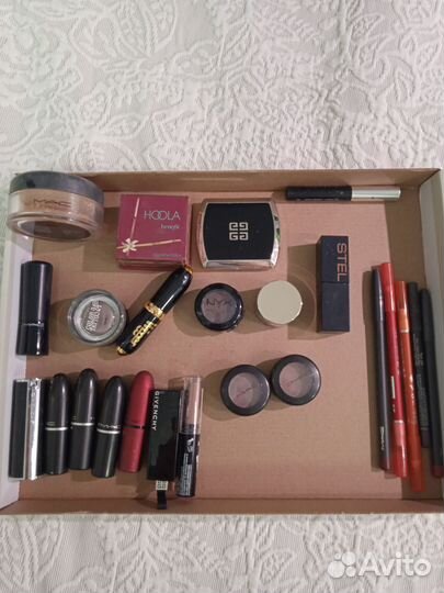 Набор косметики пакетом