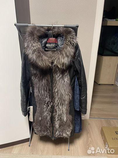 Пальто из натуральной кожи